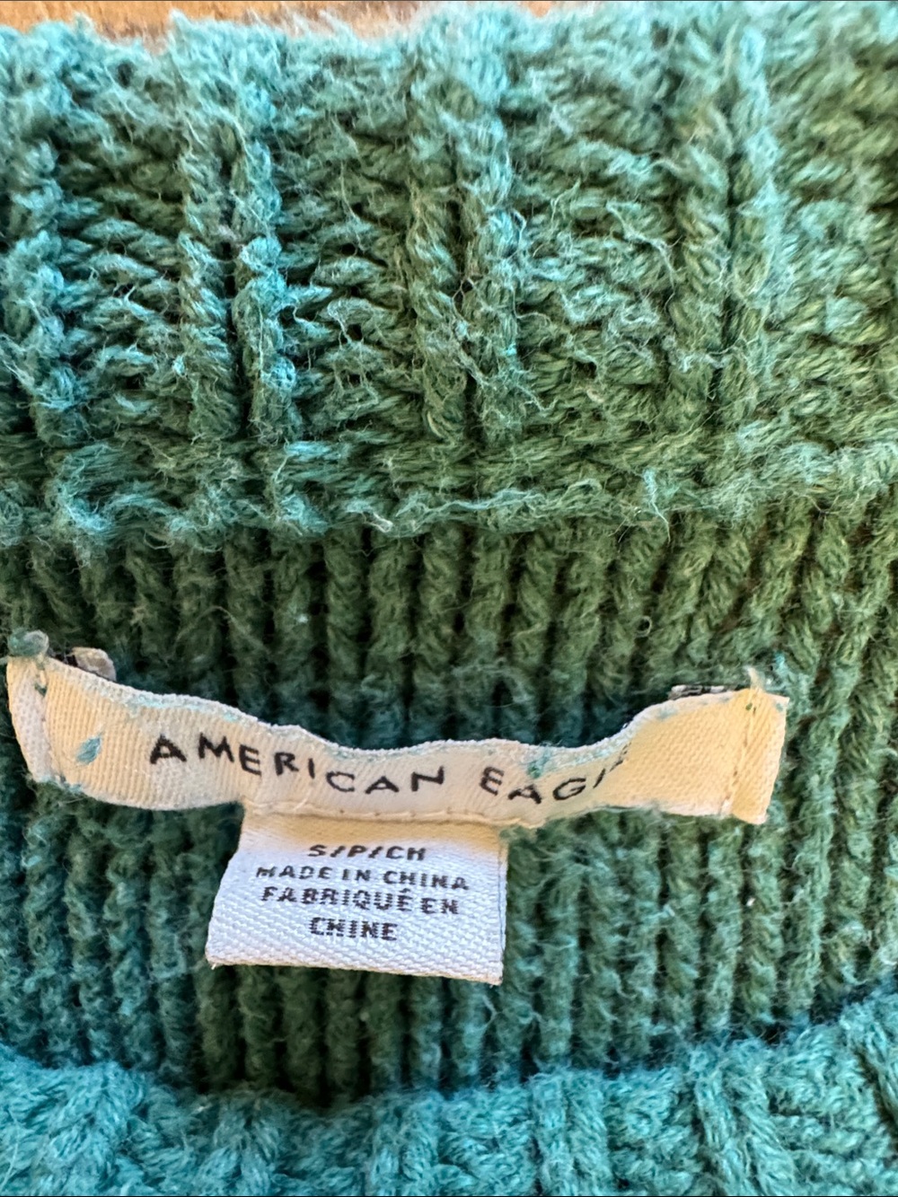 American Eagle Outfitters Forest Green Cropped Crewneck Sweater - Picture 2 of 3